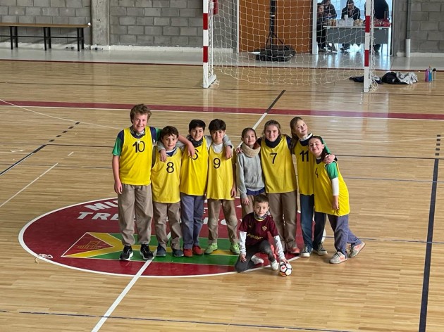Alumnos de 6 año en los Juegos Educativos Bonaerenses