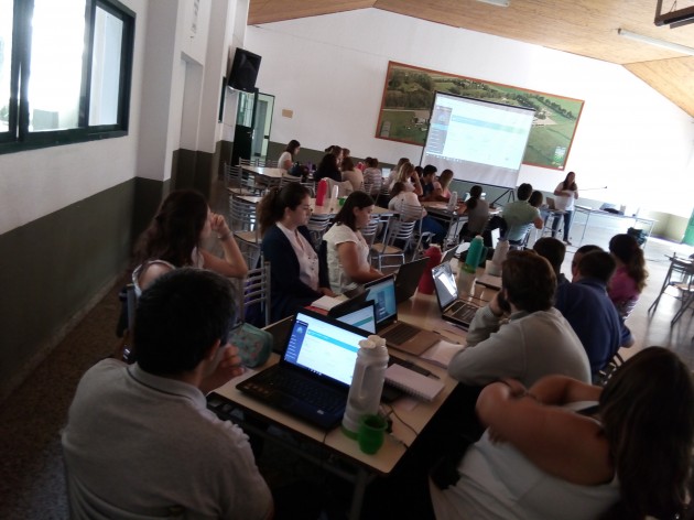 Plataforma Santillana- Compartir   
Capacitación para docentes de la EATA                                                  