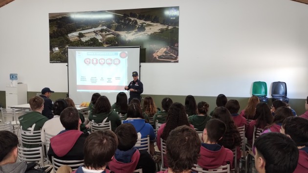 Capacitación en RCP para sexto año Capacitación en RCP para sexto año