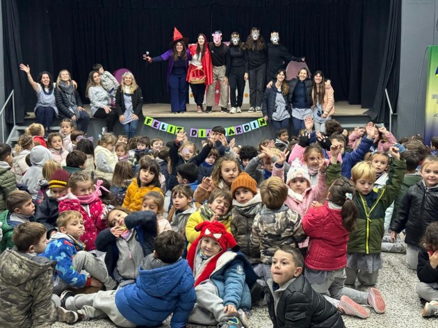 Celebración por el Día de los Jardines de Infantes