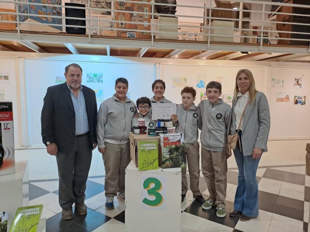 Concurso ECOMURALES: Premiación a estudiantes de la EATA Concurso ECOMURALES: Premiación a estudiantes de la EATA