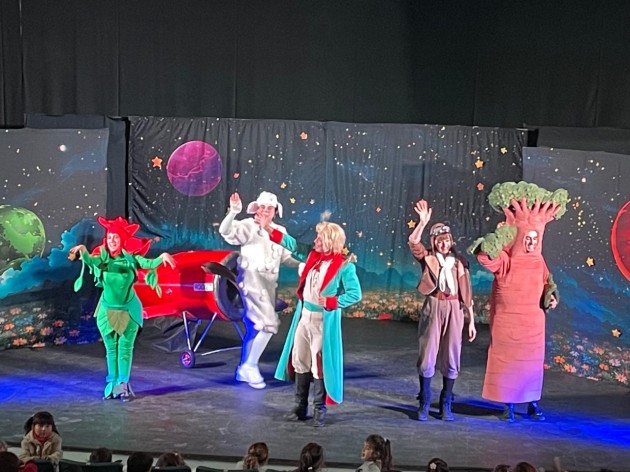 Del aula al teatro: una experiencia para aprender Inglés de otra manera