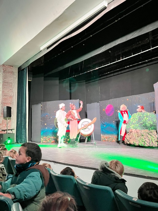 Del aula al teatro: una experiencia para aprender Inglés de otra manera