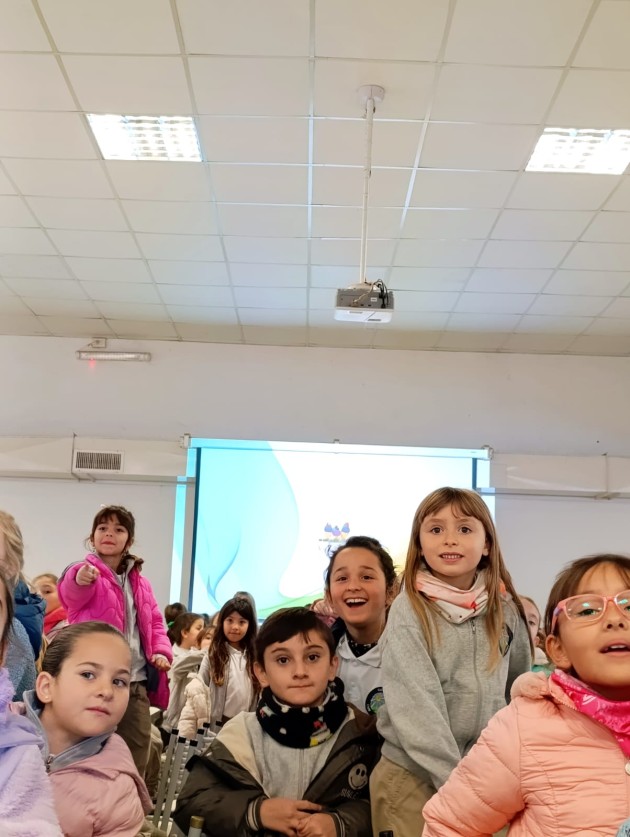 Del aula al teatro: una experiencia para aprender Inglés de otra manera