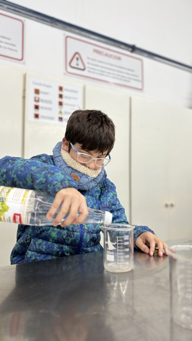 Experimentando mezclas en el Laboratorio