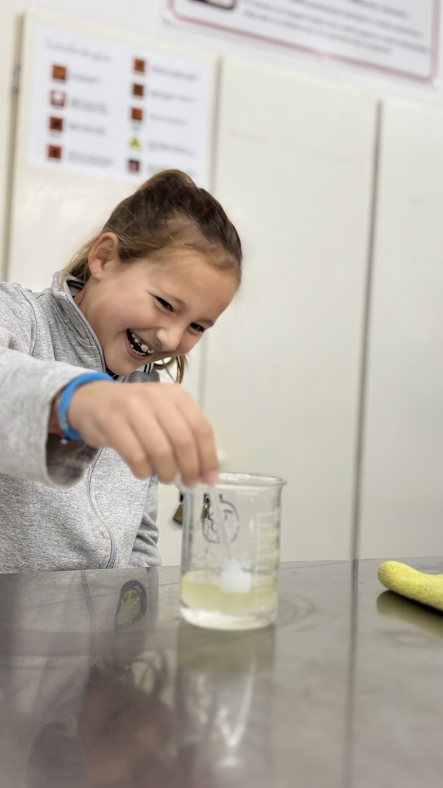 Experimentando mezclas en el Laboratorio