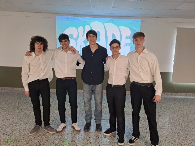 Exposición de planes de negocio de la modalidad Economía y Administración