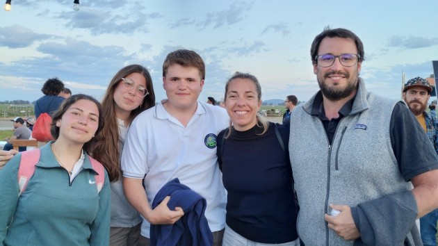 Futuros Técnicos Agropecuarios visitan sistema robotizado de ordeñe