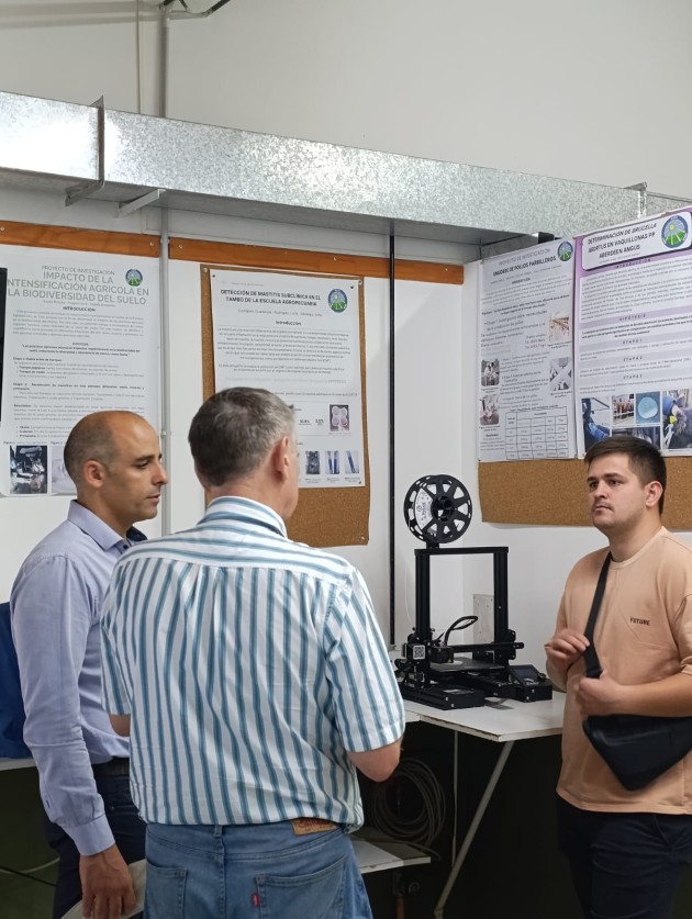 Ingeniero Agrónomo ruso visita la EATA