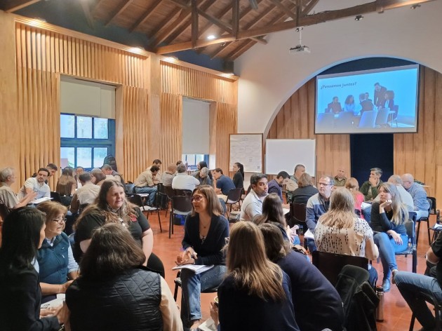 Karina Barci, docente de la EATA, coordinó el Segundo Encuentro Regional de escuelas del Proyecto Alfredo Hirsch (PAH)