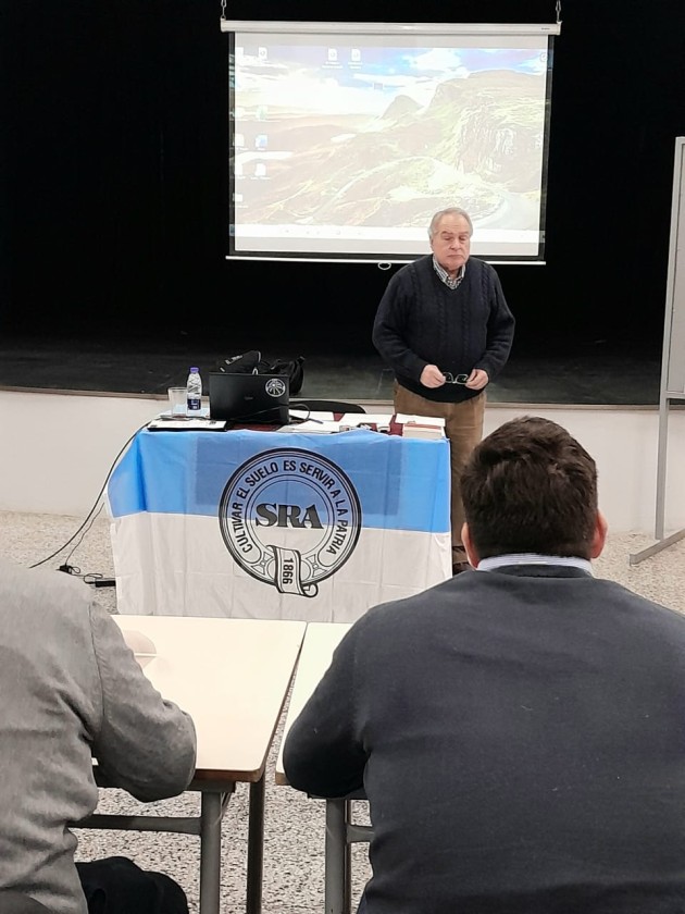 La EATA es sede del Programa Regional de Dirección de Agronegocios de la Universidad Austral La EATA es sede del Programa Regional de Dirección de Agronegocios de la Universidad Austral