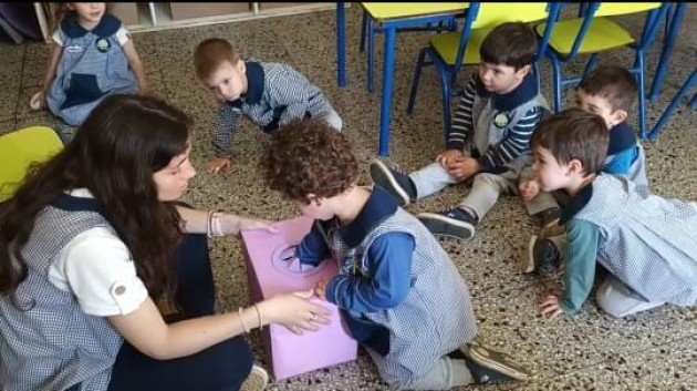 Los más chiquitos de la escuela en su Semana de la Investigación
