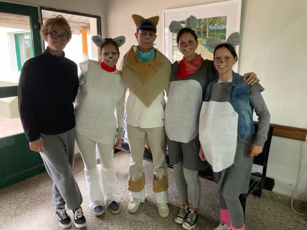 Los personajes del teatro en inglés presentes en la escuela