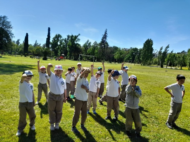 Primer año de Nivel Primario visita el parque